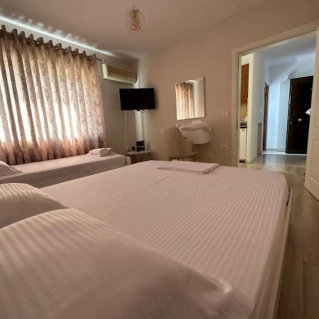 Klinti'S Apartment Берат Екстер'єр фото